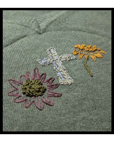 Natures Cross | M